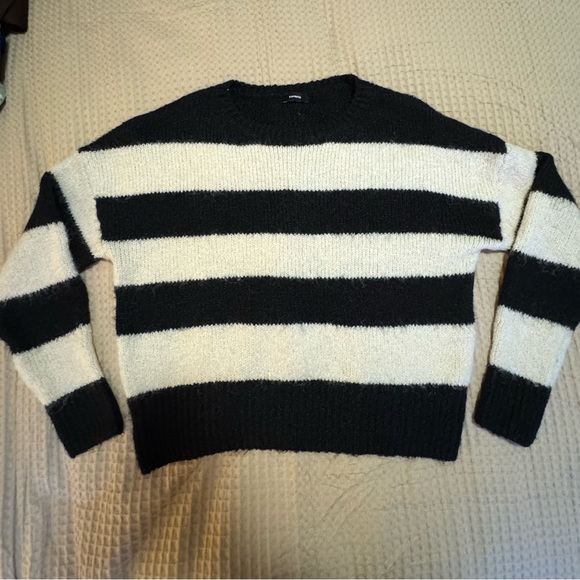 Express Black & White Striped Sweater - Picture 1 of 2